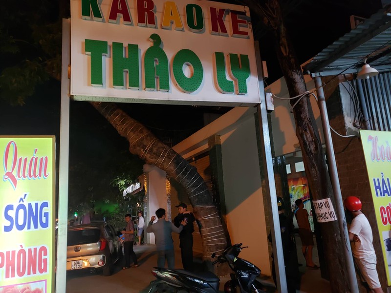 Cong an Dong Nai dot kich quan karaoke phat hien nhieu nam nu dang phe ma tuy