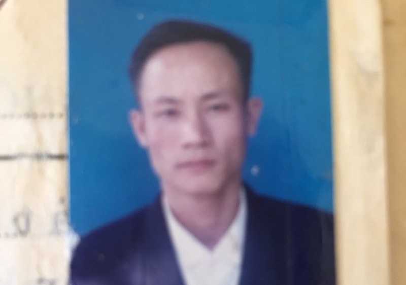 Nguoi dan ong nghi ngao da no sung ban vao cong an khi bi truy bat