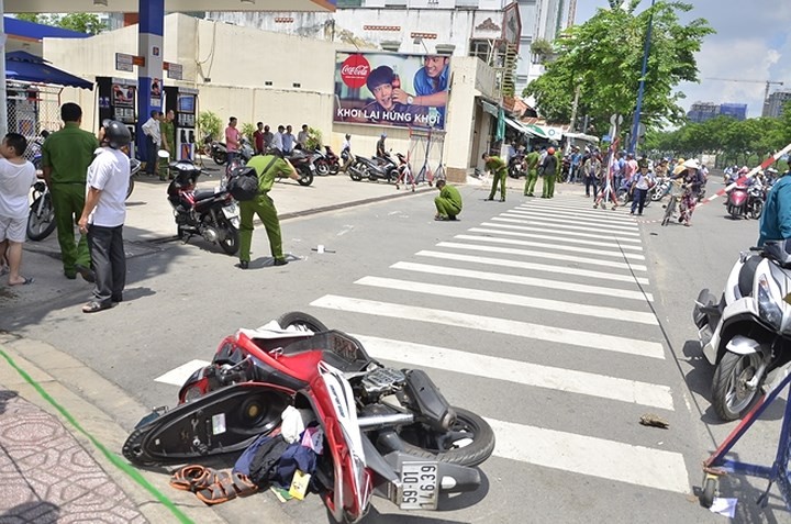 Mau thuan sau cuoc nhau, em dung dao giet anh ruot