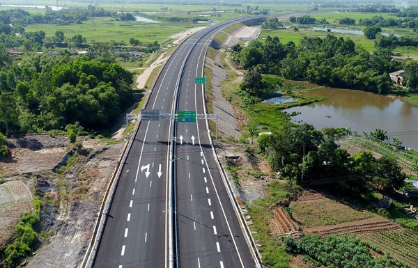 Tu 1/8, khong dan the ETC Cao toc Da Nang - Quang Ngai se khong duoc luu thong-Hinh-2