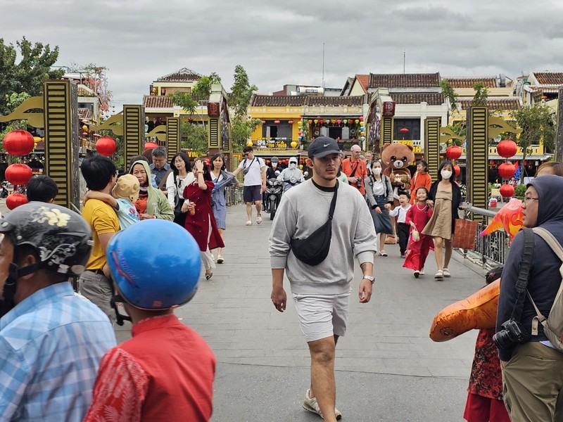 Trai nghiem thu vi 'mau' Tet co truyen o Hoi An-Hinh-4