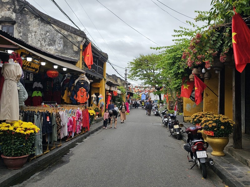 Trai nghiem thu vi 'mau' Tet co truyen o Hoi An