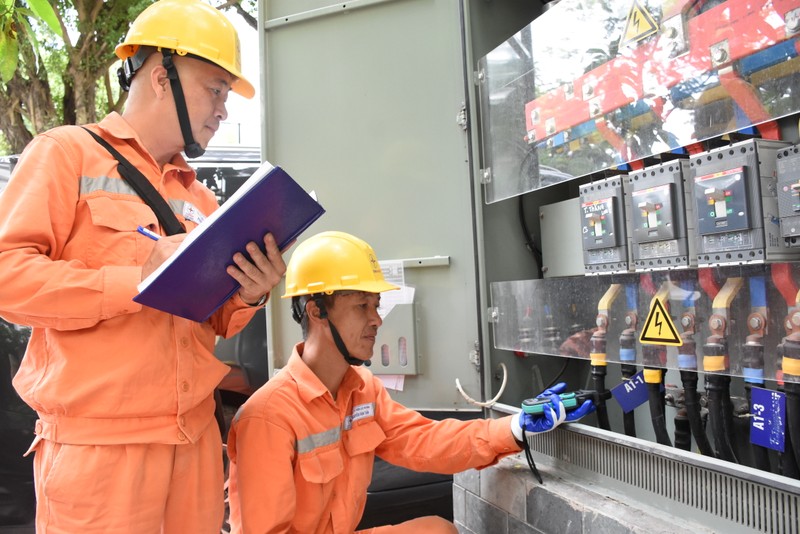 EVNHANOI dam bao dien phuc vu cac hoat dong ky niem dip 19/8-Hinh-2