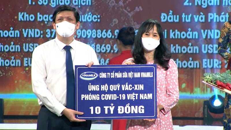 Vinamilk tiep tuc dong hanh voi chinh phu, ung ho 10 ty dong vao quy Vaccine phong Covid-19