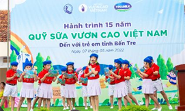 Hanh trinh nam thu 15 cua quy sua vuon cao Viet Nam khoi dong, mang sua den cho 21.000 tre em-Hinh-3