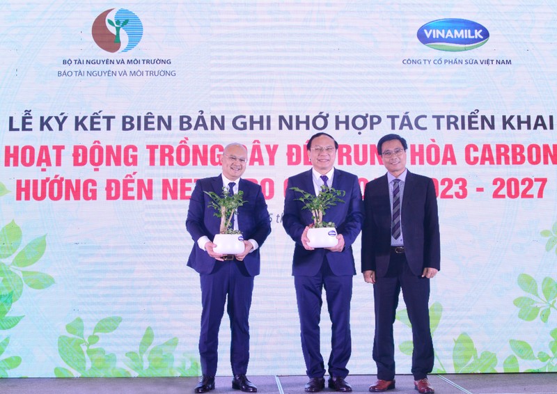 Vinamilk tiep tuc trong cay huong den muc tieu Net Zero 2050-Hinh-5