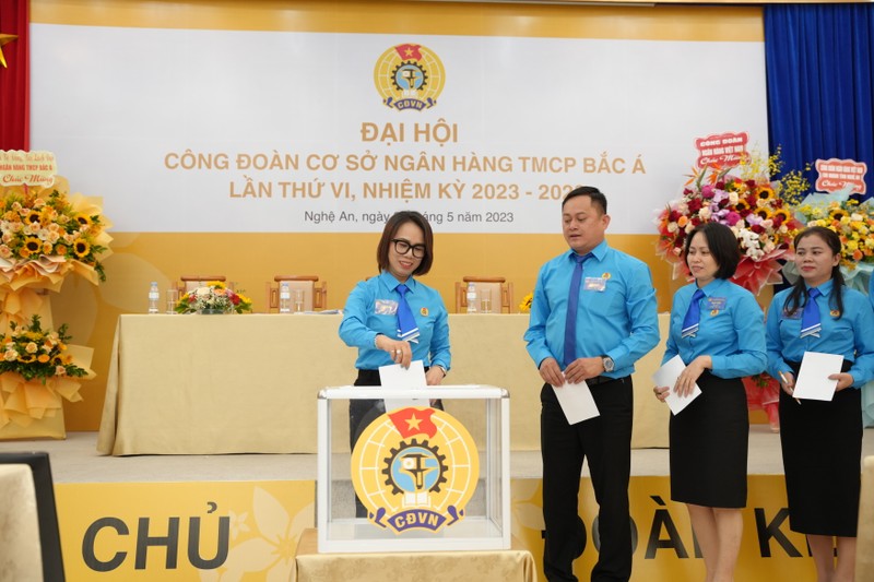 BAC A BANK cham lo doi song nguoi lao dong tot de tang truong kinh doanh ben vung-Hinh-3