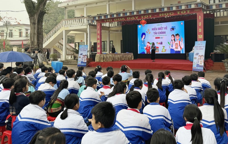 Agribank cung toan nganh Ngan hang thuc hien su menh Giao duc tai chinh