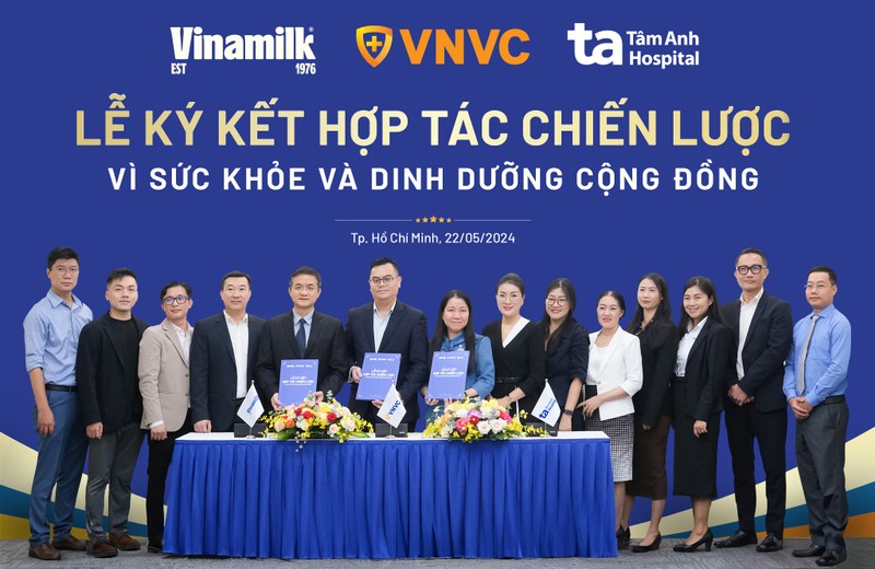 Vinamilk ky hop tac chien luoc cung VNVC, benh vien Tam Anh de tang cuong cham soc suc khoe cong dong