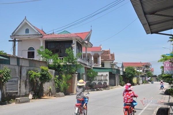 Hanh trinh day rui ro va nuoc mat cua nguoi dan ong Ha Tinh gan chuc lan bam container sang Anh-Hinh-4