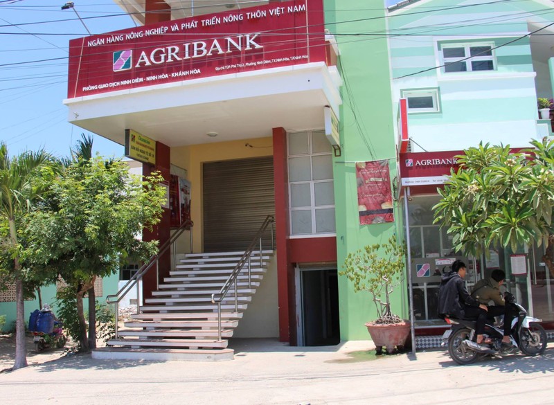 Agribank bao lai ky luc 11 thang toi gan 12.000 ty dong