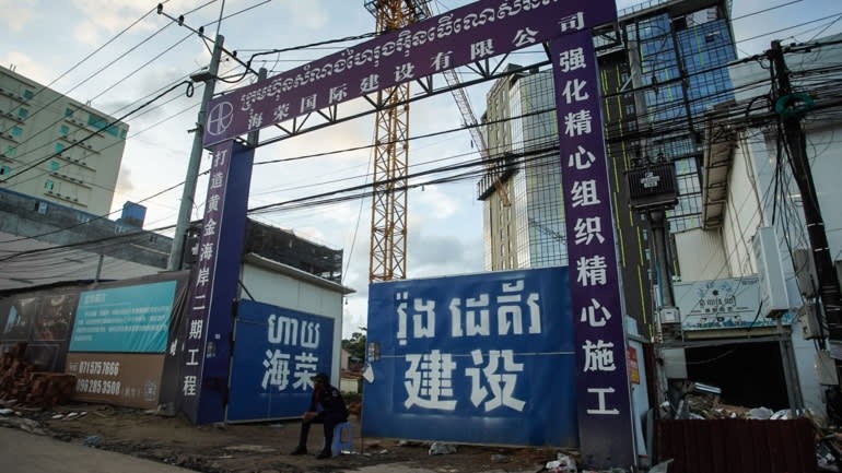 Thu phu co bac Campuchia lao dao khi nguoi Trung Quoc bo di vi lenh cam-Hinh-3