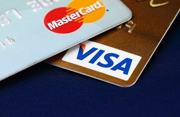 Hiep hoi ngan hang VN kien nghi To chuc the quoc te Visa va MasterCard mien, giam phi