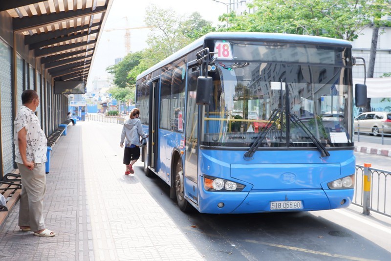 Ngay mai, xe buyt o TP.HCM hoat dong tro lai binh thuong