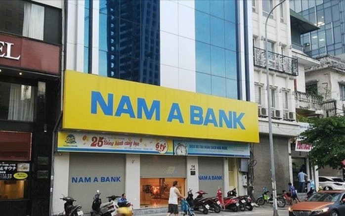 Vua len UPCoM, Nam A Bank lai sap chuyen sang san HoSE