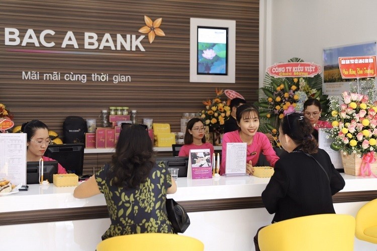 Tin dung tang truong am 3,7%, BacABank van lai 184 ty trong quy 1