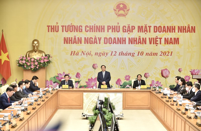 Doanh nghiep de xuat lai suat huy dong va cho vay chenh lech khong qua 2,5%