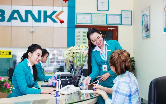 ABBank: Lai quy 4 lao doc, tien gui khach hang sut giam