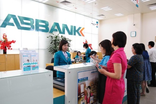 ABBank bao lai 6 thang 1.329 ty, no co kha nang mat von tang dang ngai