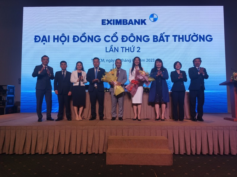 Eximbank co 3 thanh vien HDQT moi, co dong bac to trinh tranh chap hop dong thue 21 Ky Dong