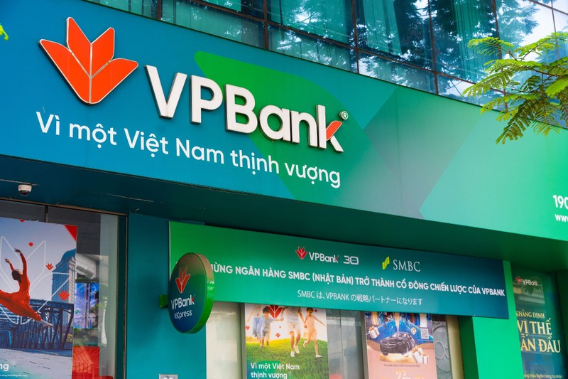 Con trai Chu tich VPBank du chi khoang 1.470 ty de mua 70 trieu co phieu