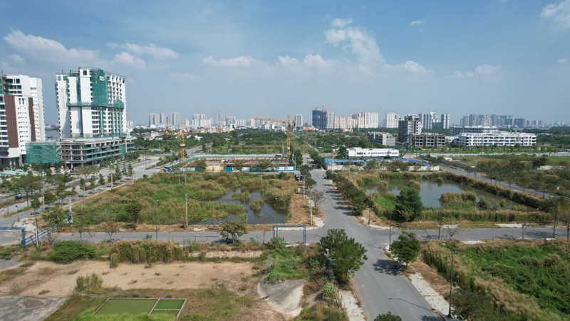 Hoan thong qua Luat Dat dai sua doi: Bat dong san va ngan hang se ra sao?