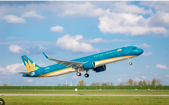 CEO Vietnam Airlines noi gi ve viec tang tran gia ve may bay tu 1-3?