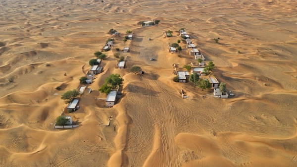 Tan muc ngoi lang “ma quai” o Dubai: La noi bi an nhat the gioi