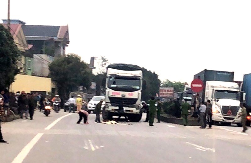 Nhung vu tai nan xe tai tham khoc tu dau nam 2019, nhieu nguoi chet tham-Hinh-6