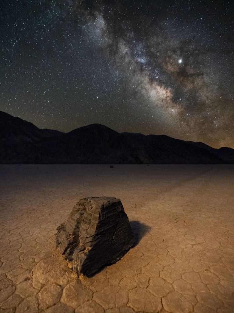 Bi an doc nhat vo nhi: Cac hon da tai Racetrack Playa... biet di-Hinh-4