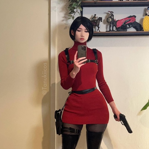 Phong cách cosplay táo bạo, nữ game thủ khiến người xem hớp hồn - Hình 5 Phong cach cosplay tao bao, nu game thu khien nguoi xem hop hon-Hinh-5