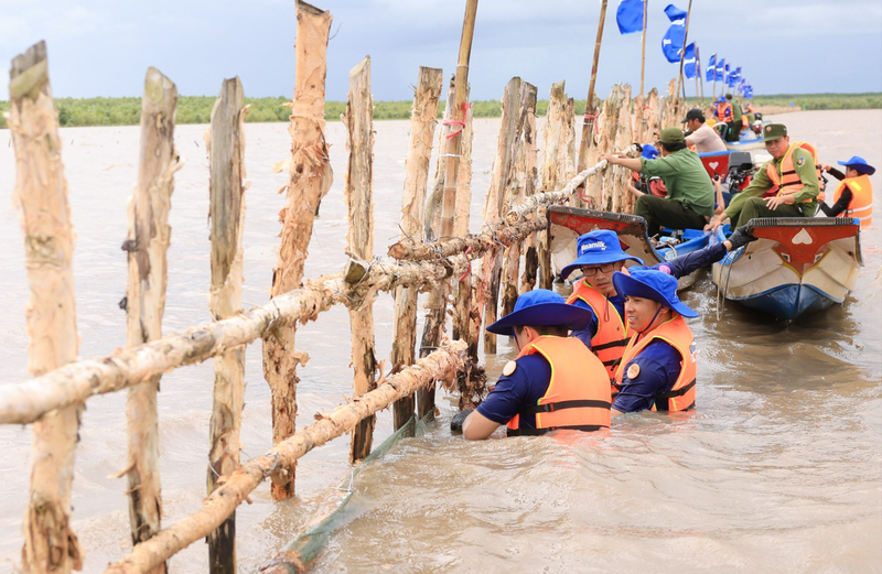 Vinamilk nhan giai thuong ve quan tri va phat trien ben vung-Hinh-4