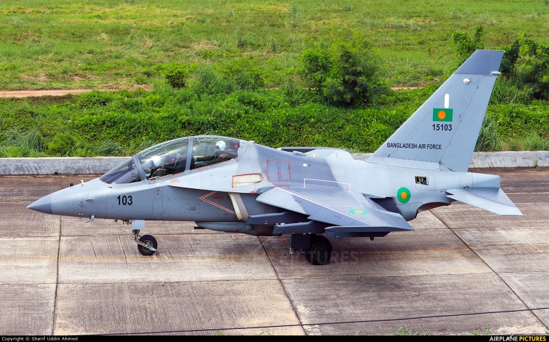 Chien dau co Yakovlev Yak-130 Viet Nam sap mua hay the nao?-Hinh-7