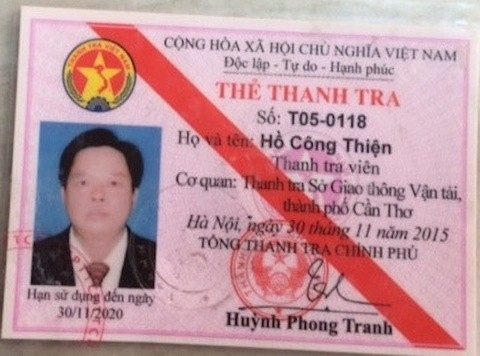 Nhom thanh tra giao thong 'an' 2 ty cua doanh nghiep: Khoi to nhom nguoi dua hoi lo