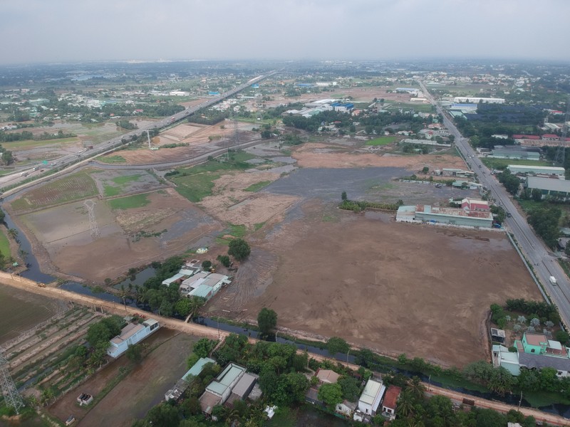 Du an An Lac Riverside duoc 'ho bien' thanh Lake View City de tiep tuc bay khach hang?