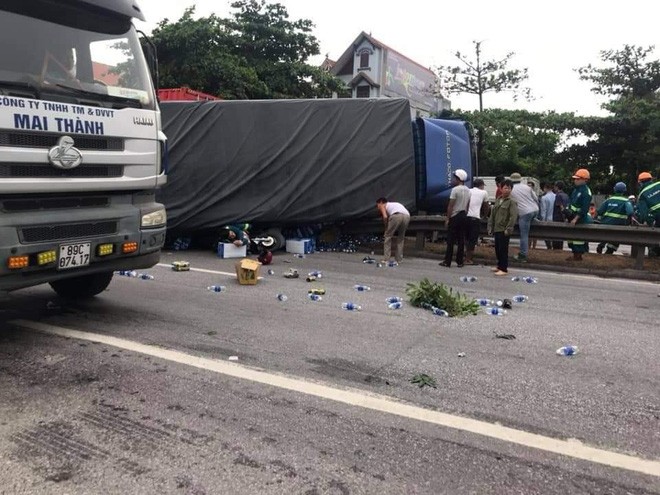 Chu tich Hoi Nong dan xa tu vong trong vu tai nan khien 6 nguoi chet o Hai Duong