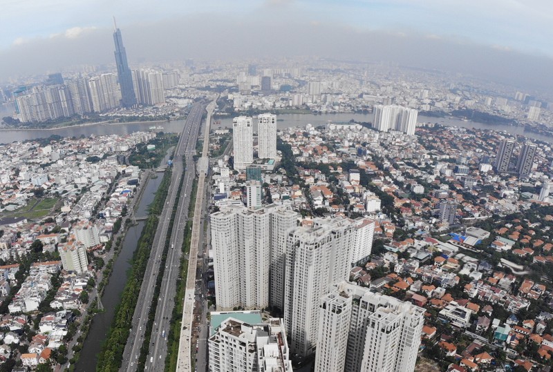 Nhung du an 'an theo' tuyen metro Sai Gon nhin tu khong trung