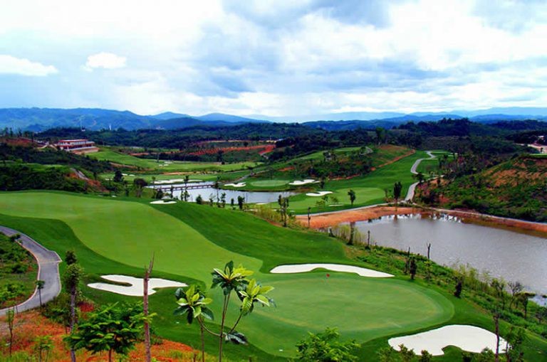 VinaCapital Da Nang - Chu san golf 1.200 ty dong la ai?