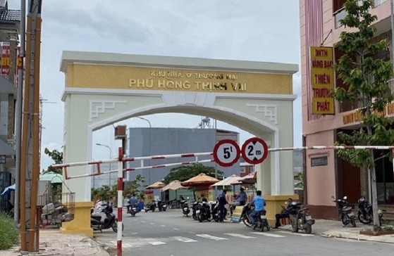 De nghi ra soat nguon goc tai 12 du an cua 'dai gia' bat dong san o Binh Duong