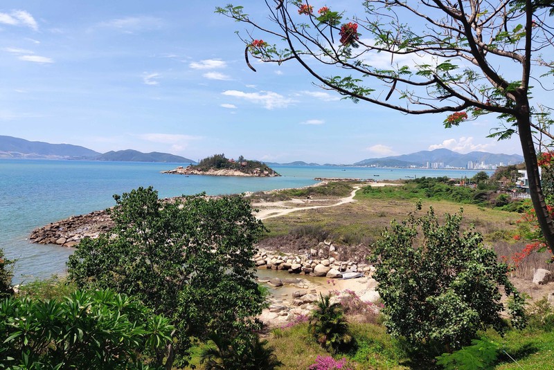 Khanh Hoa tiep tuc yeu cau thu hoi du an Nha Trang Sao