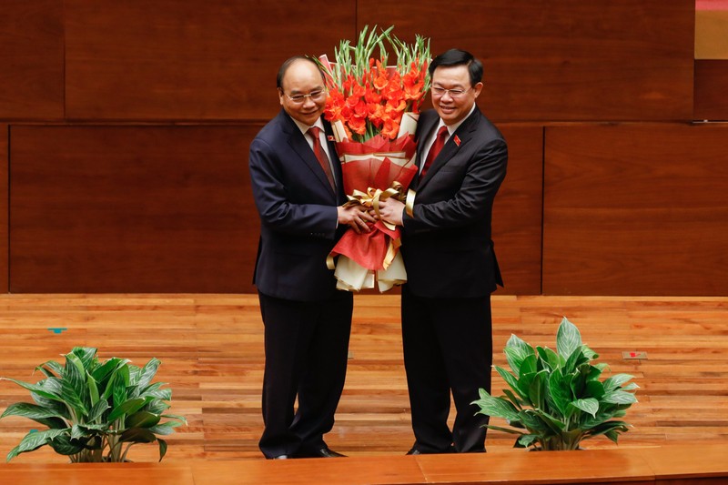 Chu tich nuoc Nguyen Xuan Phuc: 'Con tau Viet Nam da vuot qua mot hai trinh don dap, day bao to'