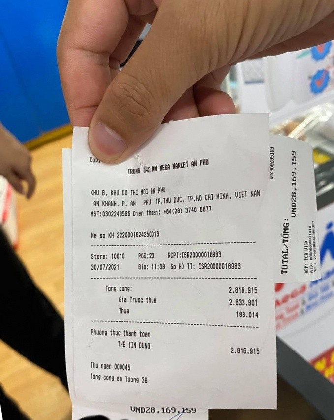 MM Mega Market An Phu noi gi vu khach mua hang 2,8 trieu dong lai bi tru den 28 trieu dong?