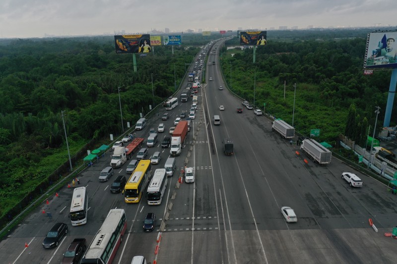 O to lai un u keo dai tren cao toc TP HCM - Long Thanh - Dau Giay-Hinh-5