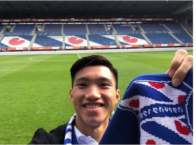 Hinh anh moi nhat cua Doan Van Hau o Ha Lan, chuan bi ky hop dong voi Heerenveen