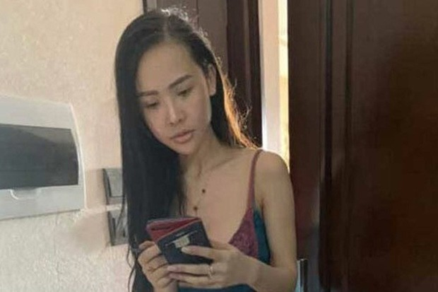 Nhung tu ba hotgirl cam dau duong day sextour co nhieu chan dai-Hinh-2