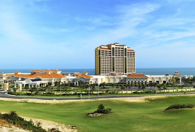 San golf Long Bien, Phan Thiet chuyen thanh dat o: Co phai vi loi ich nhom?