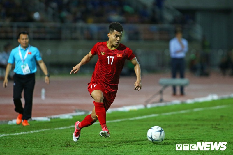 Nhan dinh tran Viet Nam vs Malaysia: Dung Van Hau hay Van Thanh ben canh trai?