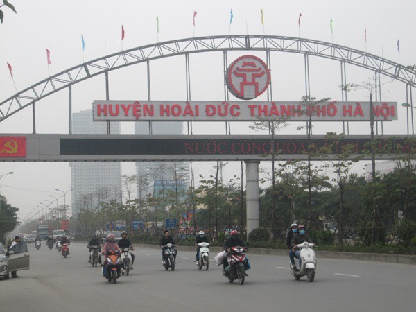 Gia dat o huyen Hoai Duc 'nong' dan vi thong tin len quan