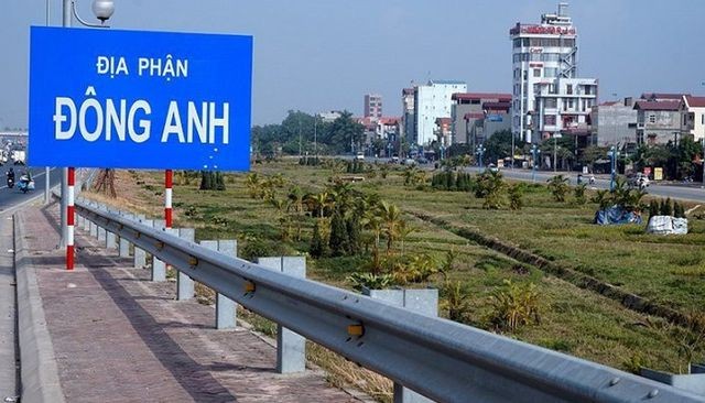 4 huyen cua Ha Noi sap len quan: Gioi dau tu khoc rong khi xuong tien om dat cho thoi