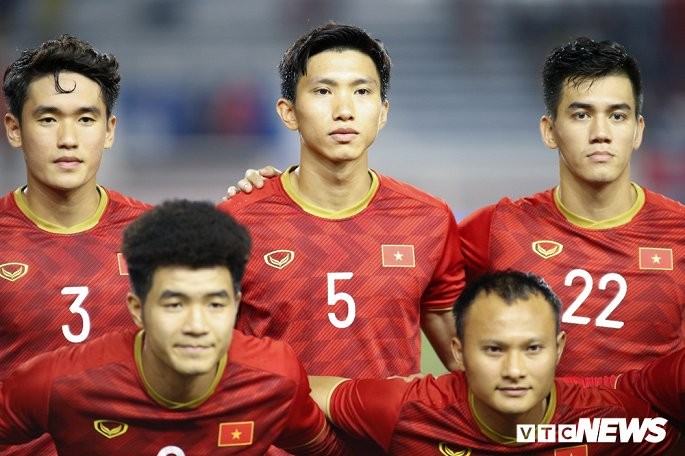 Chung ket U22 Viet Nam - U22 Indonesia: Mang HCV ve cho To quoc